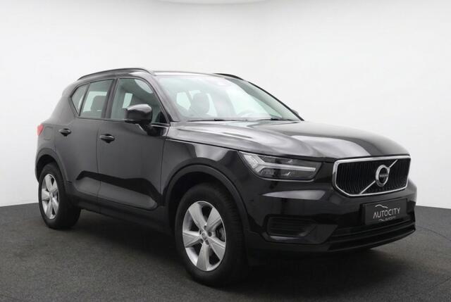 Volvo XC40 T3 Momentum 163PK 2WD | Elektrische Trekhaak | Stuur/Stoelverwarming | Carplay