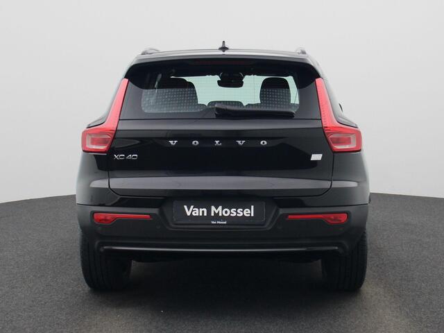 Volvo XC40 Recharge Core 69 kWh | ANDROID/APPLE | LED | CAM