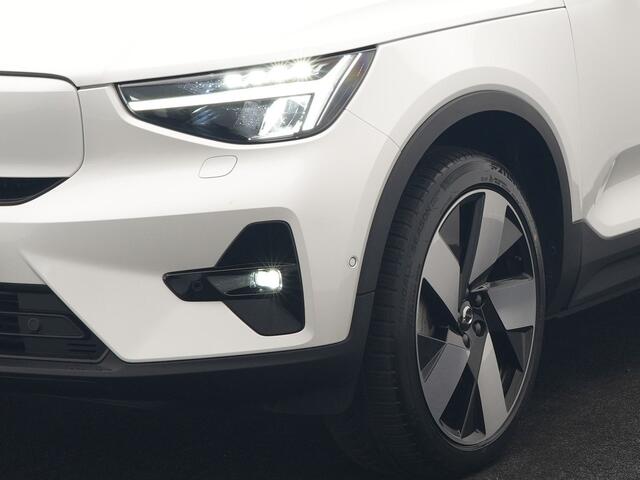 Volvo XC40 Recharge Ultimate 70 kWh 232pk Dealer O.H | Panodak | Adaptive Cruise | Harman / Kardon | 360 Camera | Alcantara Sportstoelen Memory & Verwarmd | Apple Carplay | Keyless | Stuurverwarming | BLIS | Google Assistant & Maps | Virtual | Navigatie | DAB | 20"L