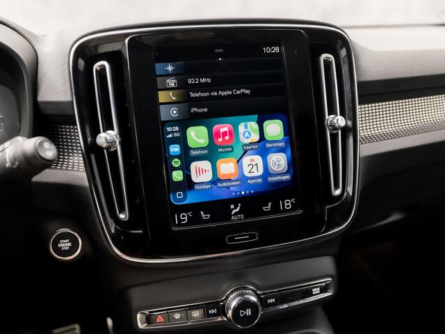Volvo XC40 1.5 T5 Recharge Inscription 252Pk Automaat (PANORAMADAK, APPLE CARPLAY, MEMORY SEAT, LEDER, 360 CAMERA, SPORTSTOELEN, STUUR/STOELVERWARMING, GETINT GLAS, ELEK ACHTERKLEP, NIEUWE APK, NIEUWSTAAT)