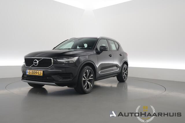 Volvo XC40 1.5 T3 Momentum Pro | RIJKLAAR!! | Cruise Contr. | Trekhaak | Camera | All Season | Apple CarPlay | Navi