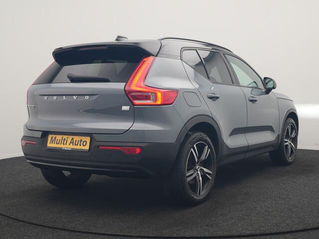 Volvo XC40 1.5 T5 Recharge R-Design PHEV 211pk Dealer O.H | Trekhaak Af Fabriek | Adaptive Cruise | Camera | Sportstoelen Memory & Verwarmd | Keyless | BLIS | Apple Carplay | Stuurverwarming | Pilot Assist | Virtual | Navigatie | DAB | 19"L.M | Plug In Hybrid |