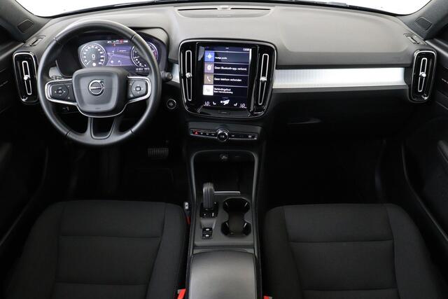 Volvo XC40 T3 AUT. MOMENTUM PRO -PANO.DAK|HARMAN/KARDON|CAMERA|NAVI|PRIVACY.GLAS|18"