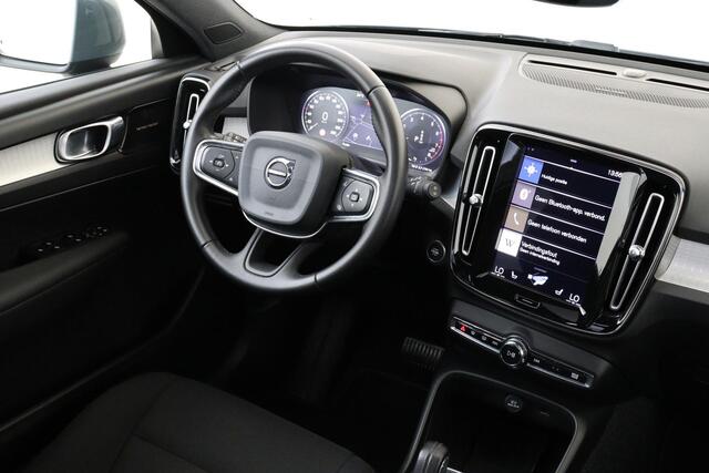 Volvo XC40 T3 AUT. MOMENTUM PRO -PANO.DAK|HARMAN/KARDON|CAMERA|NAVI|PRIVACY.GLAS|18"