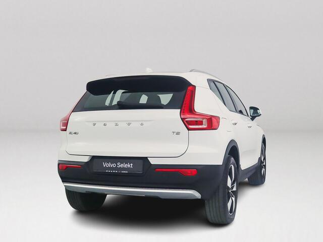 Volvo XC40 T2 Momentum Business | Park assist | Climate control | Cruise control | Navigatie