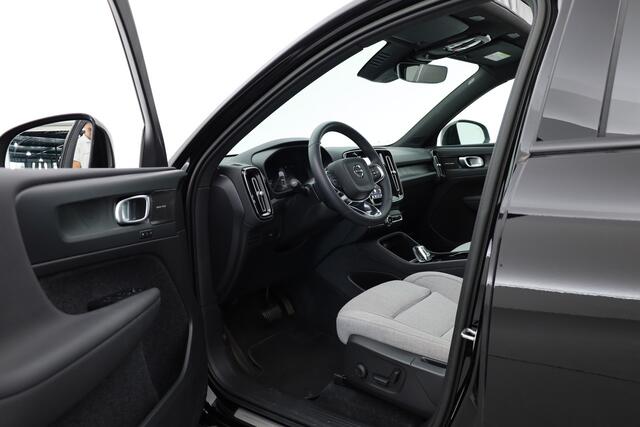 Volvo XC40 Single Motor Ultimate 70 kWh | RIJKLAAR!! | Pano | Adapt. Cruise | 360cam | Harman Kardon | Stoel- Stuurverw. | Memory