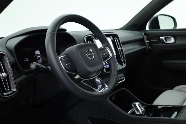 Volvo XC40 Single Motor Ultimate 70 kWh | RIJKLAAR!! | Pano | Adapt. Cruise | 360cam | Harman Kardon | Stoel- Stuurverw. | Memory