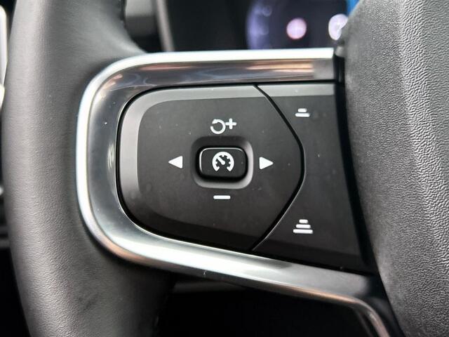 Volvo XC40 Plus Dark | All season | Memory | Climate | Trekhaak |