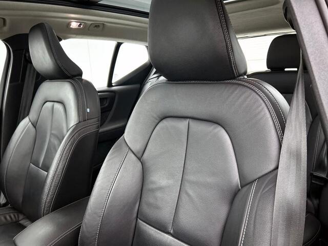 Volvo XC40 T5 Ultimate Bright | Pano | Leder | Memory | Camera | 19 inch |