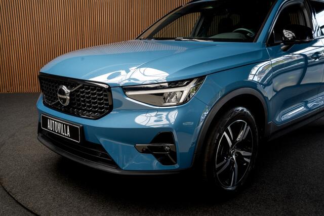 Volvo XC40 1.5 T3 R-Design Navi ACC 360° Elektr. trekhaak Standkachel Park Assist Pilot Zwarte binnenhemel Elektr. bedienbare achterklep Sfeerverlichting Stuurverwarming Stoelverwarming PDC LM velgen BTW auto!