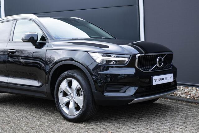Volvo XC40 1.5 T3 Momentum Pro | Panoramisch Schuif-/Kanteldak | Verwarmde voorruit | Elektrische achterklep | Climate Control |