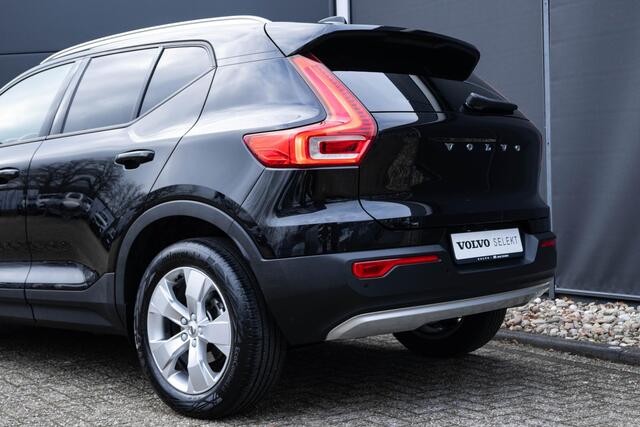 Volvo XC40 1.5 T3 Momentum Pro | Panoramisch Schuif-/Kanteldak | Verwarmde voorruit | Elektrische achterklep | Climate Control |