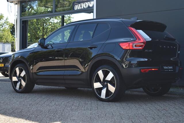 Volvo XC40 Recharge Core | Comfortstoelen | Stoelverwarming | Stuurwielverwarming | Draadloze telefoonlader | Adaptive Cruise Control | Parkeersensoren voor + achter | Parkeercamera |