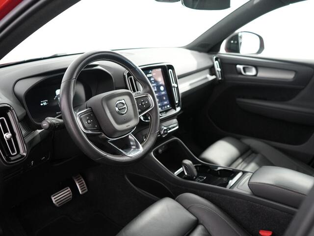 Volvo XC40 Recharge P8 AWD R-Design | Zwenkhaak | Pano | Leer | BLIS | SOH 93.4% |