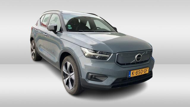 Volvo XC40 Recharge P8 AWD R-Design / Trekhaak / Panoramadak / Camera / Keyless / Harman Kardon / 19'' / Half leder / Stuur+Stoelverwarming / DAB / Dodehoek / ACC
