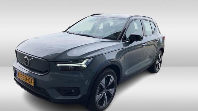 Volvo XC40 Recharge P8 AWD R-Design / Trekhaak / Panoramadak / Camera / Keyless / Harman Kardon / 19'' / Half leder / Stuur+Stoelverwarming / DAB / Dodehoek / ACC