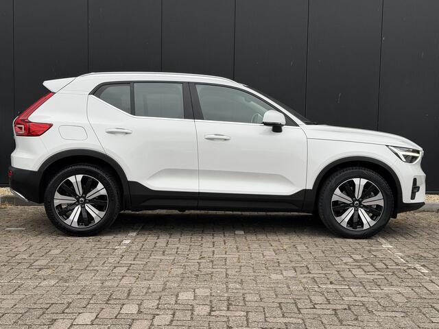 Volvo XC40 1.5 T4 Plug-in hybrid Ultimate Bright Intellisafe/ climate line/ park assist/ schuifdak/ leder/ all weather banden