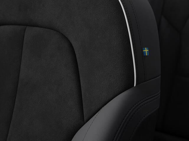 Volvo XC40 B4 Plus Black Edition | Panoramadak | Parkeercamera | Harman Kardon | Stoel- en stuurverwarming | Elektrische stoelen