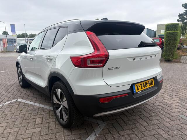 Volvo XC40 1.5 T5 Recharge Momentum Trekhaak I Camera I All-in prijs!