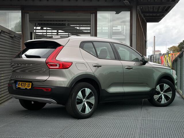 Volvo XC40 1.5 T3 Business Pro Trekhaak / Parkeercamera / Cruise Control / Keyless / Led verlichting / Carplay / Dealer onderhouden TVK