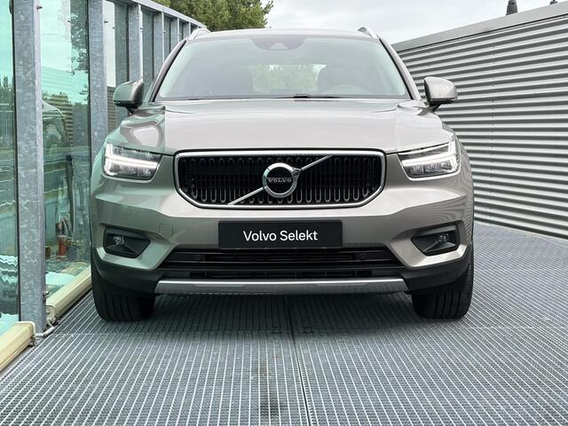 Volvo XC40 1.5 T3 Business Pro Trekhaak / Parkeercamera / Cruise Control / Keyless / Led verlichting / Carplay / Dealer onderhouden TVK