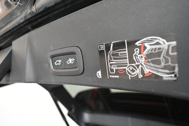 Volvo XC40 Recharge P8 AWD R-Design 360 Camera Pano Warmtepomp Trekh 408pk Memseats