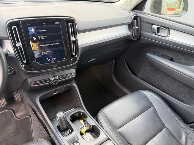 Volvo XC40 2.0 D3 AWD Momentum Pro Aut- BTW, Leder Interieur, Camera, Carplay, Android Auto