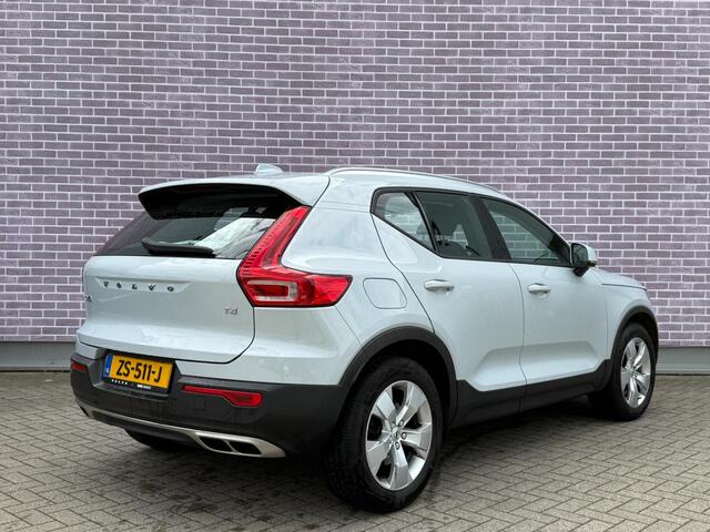 Volvo XC40 2.0 T4 Momentum Pro | Power Seats | Stoelverwarming | Exterior Styling Kit | Zittingverlengers | Navigatie |