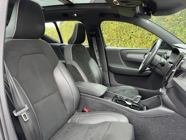 Volvo XC40 T5 Recharge R-Design | Panoramadak | Stoel Verwarming | Harman/Kardon | BLIS |