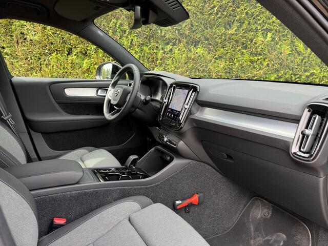 Volvo XC40 2.0 B4 Plus Dark | Harman/Kardon | Memory | Trekhaak | Stoel/Stuur Verwarming