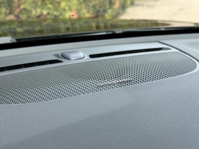 Volvo XC40 2.0 B4 Plus Dark | Harman/Kardon | Memory | Trekhaak | Stoel/Stuur Verwarming