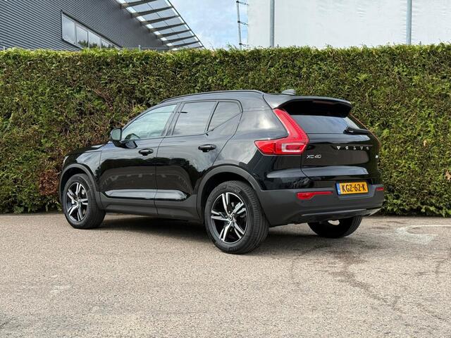 Volvo XC40 2.0 B4 Plus Dark | Harman/Kardon | Memory | Trekhaak | Stoel/Stuur Verwarming