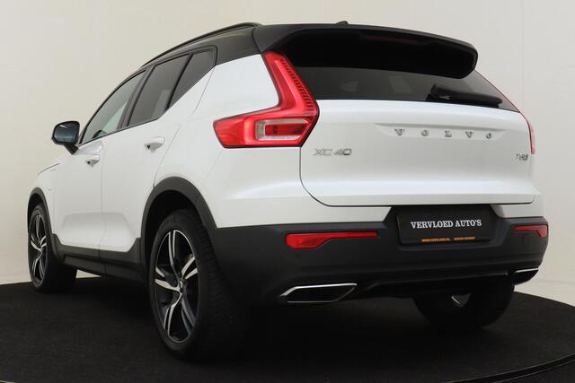 Volvo XC40 T5 TWIN ENGINE R-DESIGN -PANO.DAK|POWER-SEATS|CLIMATE.PRO|CAMERA|PRIVACY.GLAS|VERW.VOORUIT|TREKHAAK|19"|ALL-SEASON|DEALEROH.