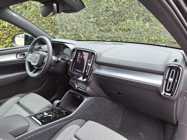 Volvo XC40 B4 Plus Black Edition | Harman/Kardon | Memory Seats | Stoel/Stuur Verwarming |