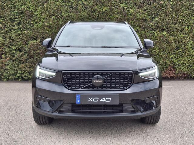 Volvo XC40 B4 Plus Black Edition | Harman/Kardon | Memory Seats | Stoel/Stuur Verwarming |