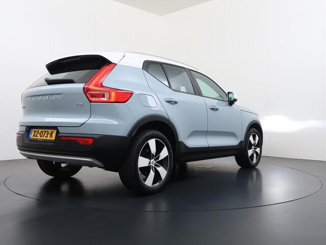 Volvo XC40 1.5 T3 Momentum Camera/Stoel-verwarming/Navigatie etc.