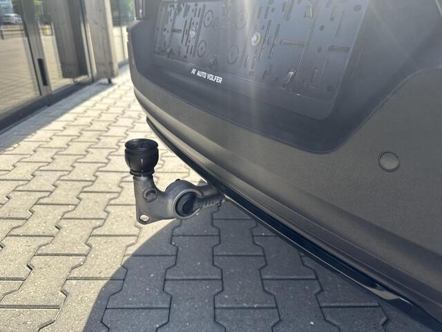 Volvo XC40 2.0 T4 R-Design Pano|trekhaak|cam