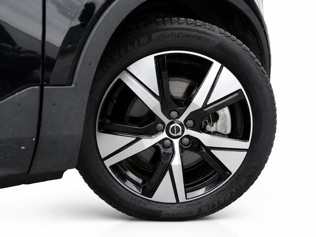 Volvo XC40 Recharge Plus | Trekhaak | Clima | Cruise | Apple Carplay/Navi | Stoelverwarming | PDC + Camera |