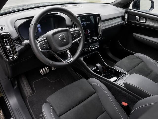 Volvo XC40 Recharge Plus | Trekhaak | Clima | Cruise | Apple Carplay/Navi | Stoelverwarming | PDC + Camera |