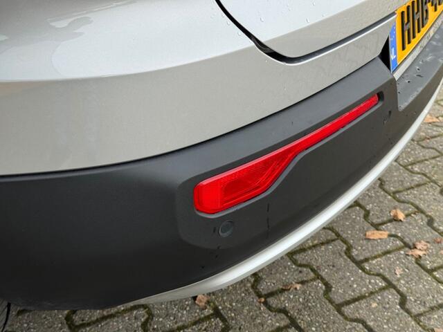 Volvo XC40 1.5 T4 Recharge Core Bright - Navi - camera