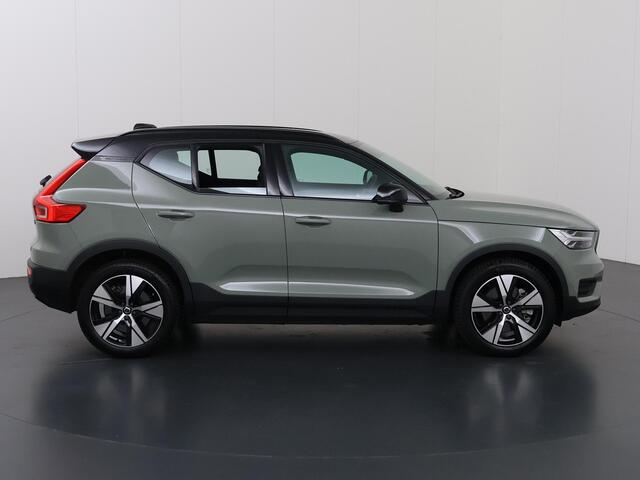 Volvo XC40 Recharge Plus | Trekhaak | Stoel/Stuurverwaring | Navigatie | Parkeercamera | Cruise Control Adaptief |