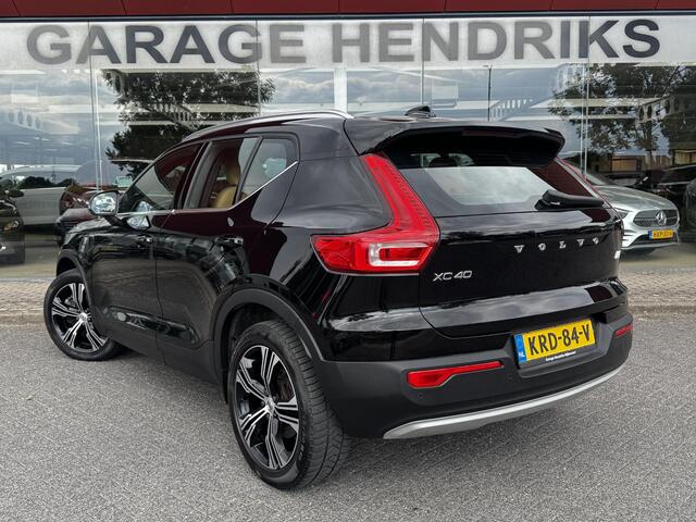 Volvo XC40 1.5 T5 Recharge Inscription | Trekhaak | Panorama | Leder Amber | H&K Audio | Memory Seat | Camera |