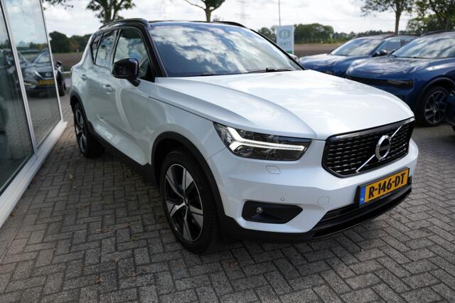 Volvo XC40 1.5 T4 RECH R-DESIGN, Camera,Carplay, Harman Kardon