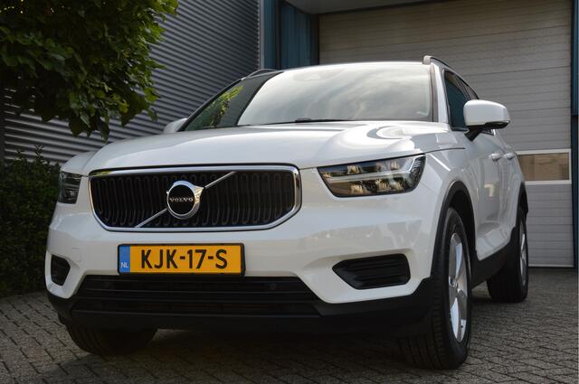 Volvo XC40 1.5 T2 Essential LED | CARPLAY | CAMERA | TREKHAAK | CRUISE | ENZ