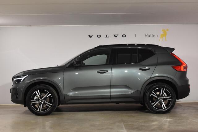 Volvo XC40 B4 211PK Automaat Plus Dark / Adaptive Cruise control / Extra getint glas / Harman Kardon / Elektrisch verstelbare stoelen met geheugen / Stoel- en stuurverwarming / Elektrisch panorama schuifdak / Trekhaak