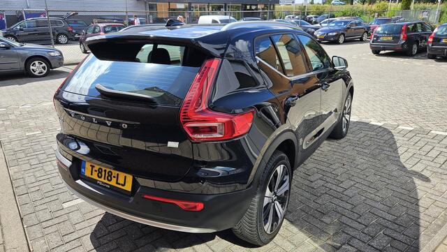 Volvo XC40 1.5 T4 Plug-in hybrid Core Bright
