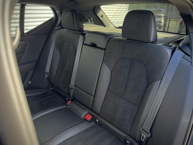 Volvo XC40 | T5 | R Design Recharge | SOH 95% | Panorama | Harman Kardon | Trekhaak | Camera | Memory |
