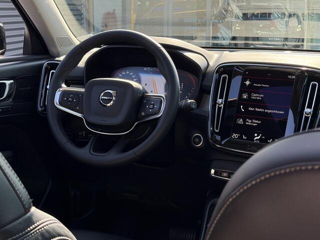 Volvo XC40 1.5 T5 Recharge Inscription PHEV, Automaat, Stoelverwarming / Trekhaak semi elektrisch wegklapbaar, Panorama dak, Leder, Harman Kardon, 20 inch wielen, 360 graden parkeercamera