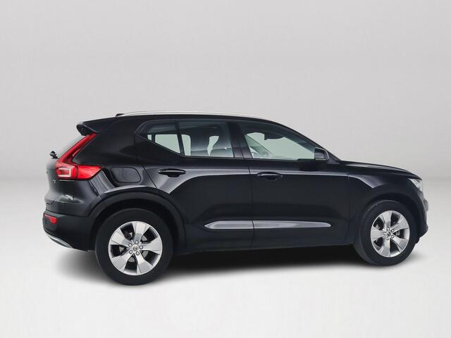 Volvo XC40 T2 Momentum | Park assist | Stoel- en Stuurverwarming | Cruise control | Navigatie