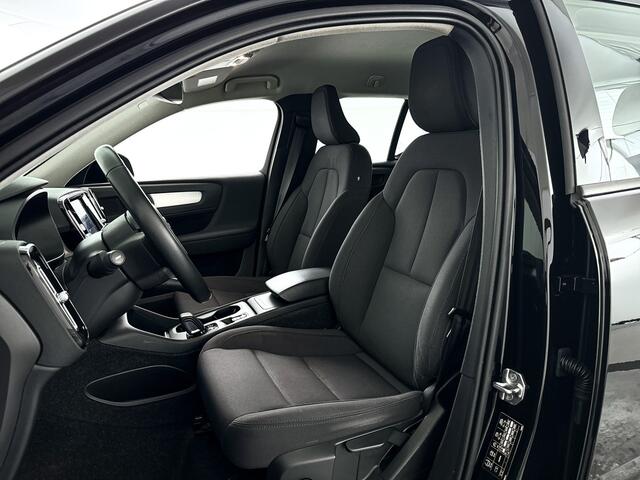 Volvo XC40 T2 Momentum | Park assist | Stoel- en Stuurverwarming | Cruise control | Navigatie